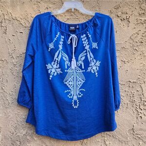 NWOT Rafaella Royal Blue and White 3/4 Sleeve Boho Shirt